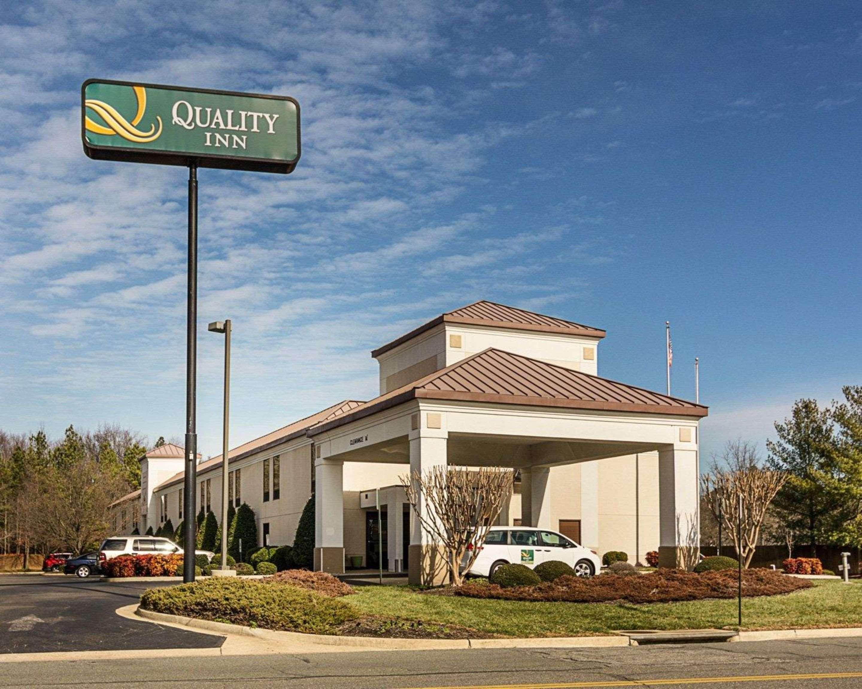 Quality Inn Richmond Airport Sandston Exterior foto