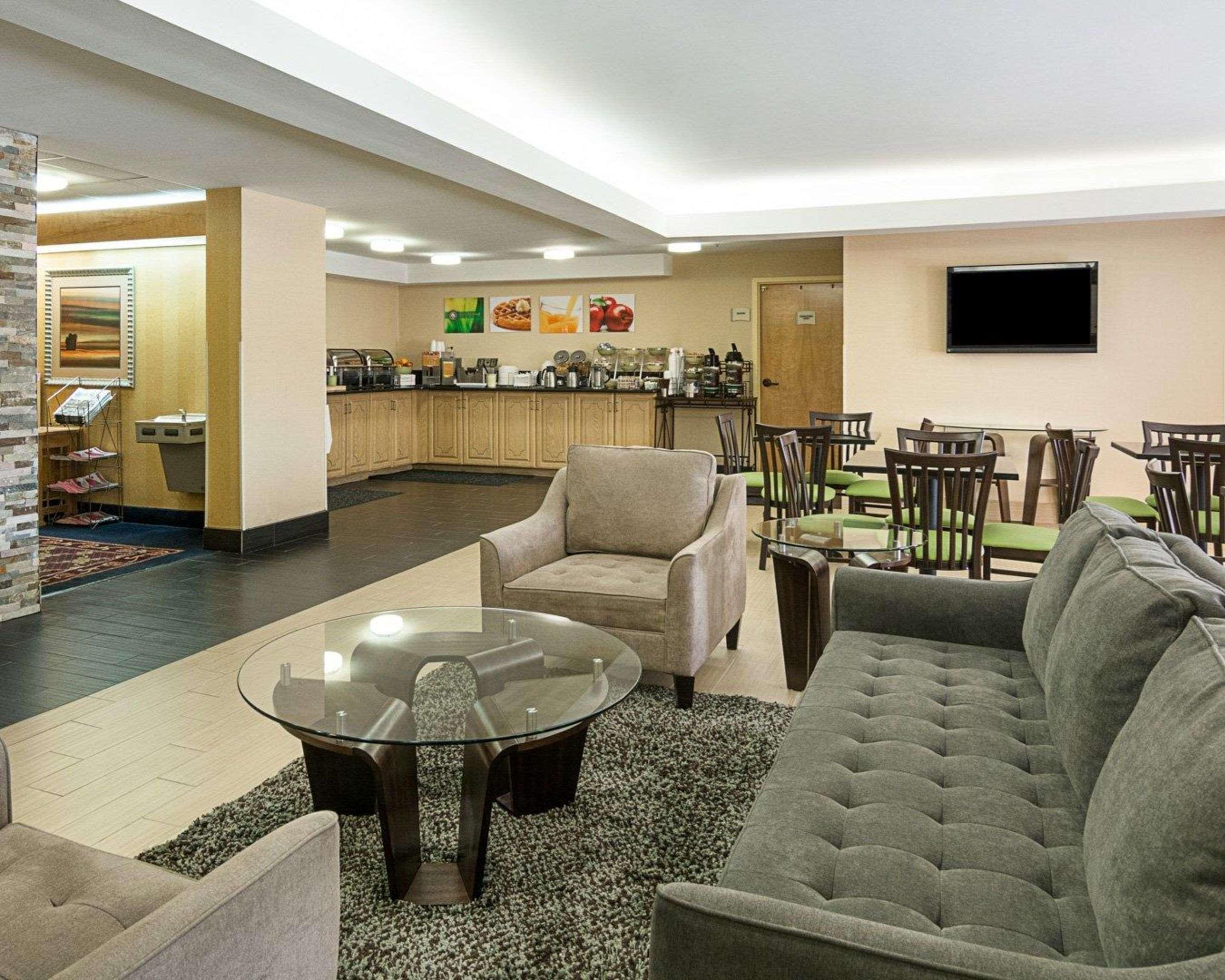 Quality Inn Richmond Airport Sandston Exterior foto