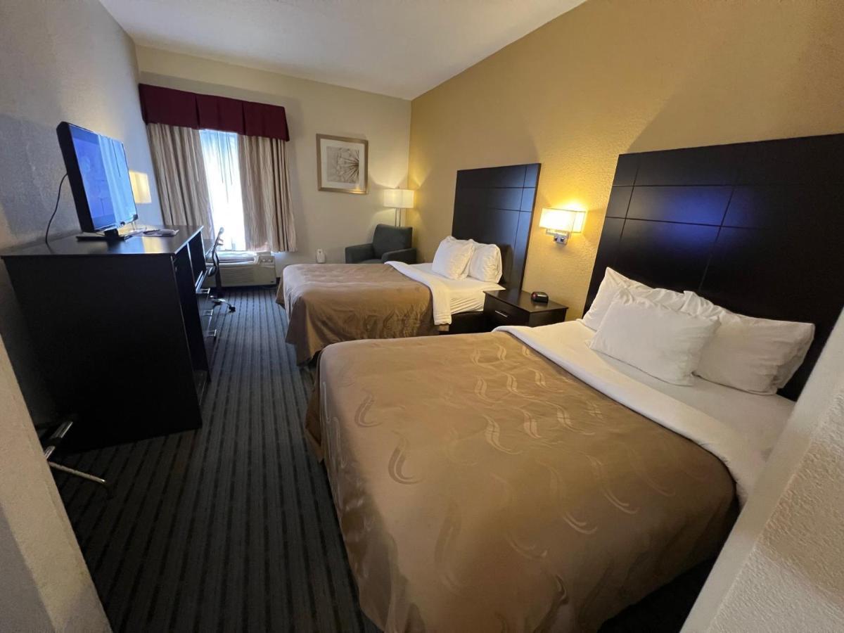 Quality Inn Richmond Airport Sandston Exterior foto
